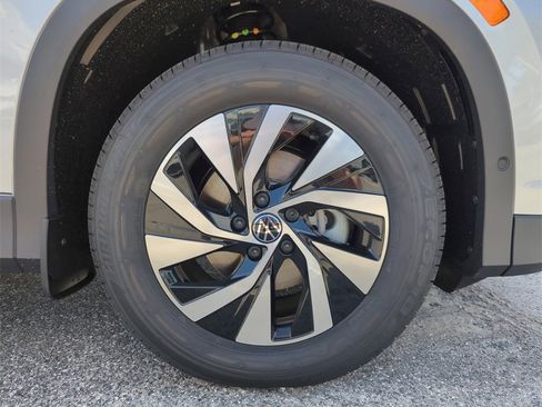 New 2026 Volkswagen Tiguan S image 42