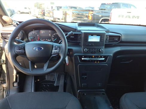 Used 2024 Ford Explorer Police Interceptor Utility image 14
