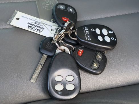 Used 2023 GMC Savana 3500 w/ Power Convenience Package image 33