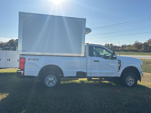 New 2024 Ford F250 XL w/ FX4 Off-Road Package image 11