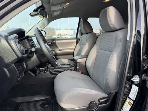 Used 2023 Toyota Tacoma SR image 14