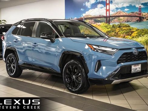Used 2022 Toyota RAV4 XSE AWD/4WD image 1