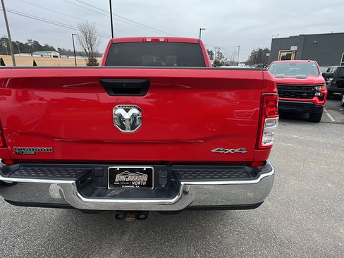 Used 2024 RAM 2500 Big Horn w/ Bed Utility Group image 9