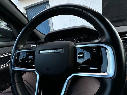 Used 2021 Land Rover Range Rover Velar S image 22