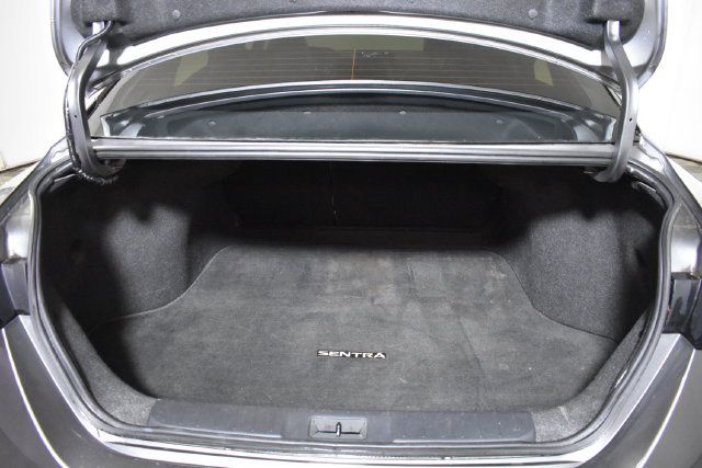 Used 2023 Nissan Sentra SV w/ SV Premium Package FWD image 30