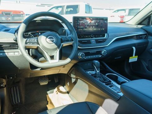 New 2025 Nissan Altima 2.5 SL image 10