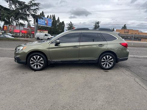 Used 2017 Subaru Outback 2.5i Limited image 3