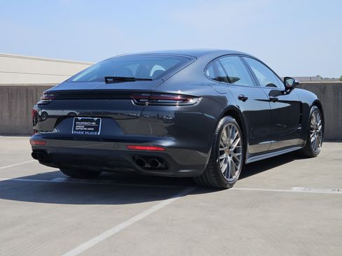 Certified 2019 Porsche Panamera GTS AWD/4WD image 8