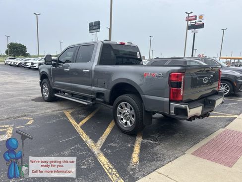 Used 2025 Ford F250 Lariat w/ Chrome Package AWD/4WD image 3