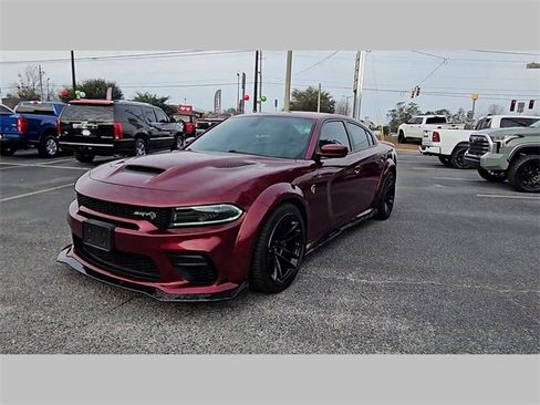 Used 2022 Dodge Charger SRT Hellcat w/ Harman/Kardon Audio Group image 18
