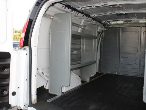 Used 2020 Chevrolet Express 2500 w/ Communications Package image 16