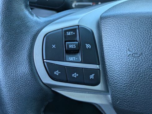 Certified 2023 Ford Explorer XLT w/ Equipment Group 202A AWD/4WD image 21