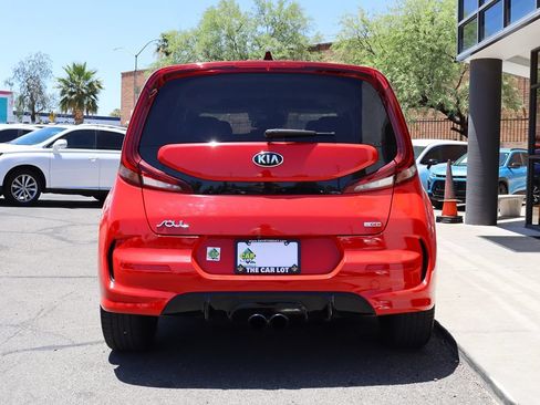 Used 2021 Kia Soul Turbo FWD image 11