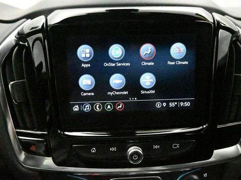 Used 2023 Chevrolet Traverse High Country AWD/4WD image 17