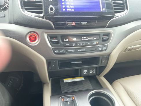 Used 2023 Honda Ridgeline RTL-E image 12