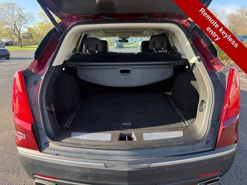Used 2017 Cadillac XT5 Luxury FWD image 34