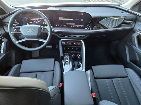 New 2025 Audi Q5 Premium Plus AWD/4WD image 12