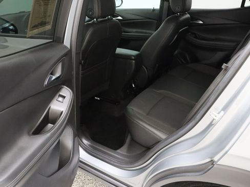 Used 2023 Buick Encore GX Preferred FWD image 25