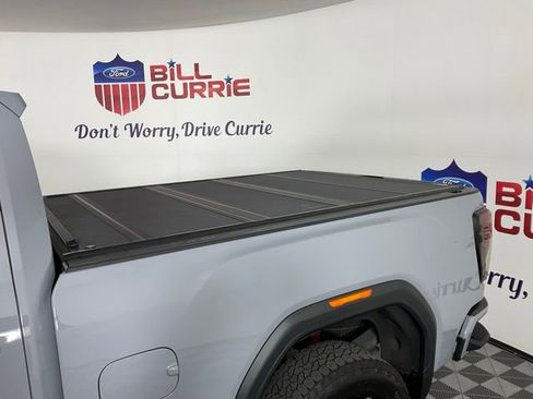 Used 2024 GMC Sierra 2500 AT4 w/ AT4 Premium Plus Package image 11