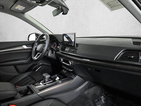 Certified 2023 Audi Q5 2.0T Premium w/ Convenience Package AWD/4WD image 23