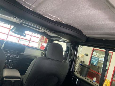 Certified 2025 Jeep Wrangler Unlimited Sport S 4xe AWD/4WD image 17