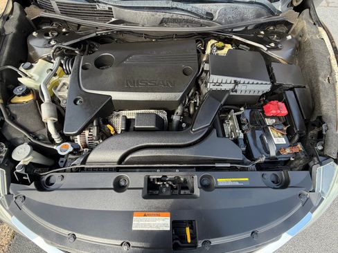 Used 2016 Nissan Altima 2.5 S w/ Power Driver Seat Package image 23