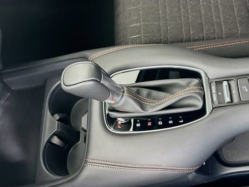 Used 2024 Honda HR-V Sport image 16