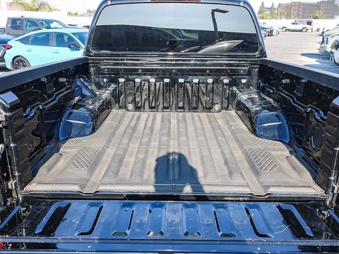 Used 2024 Nissan Frontier SV image 26