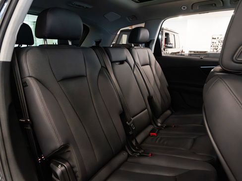 Used 2023 Audi Q7 3.0T Prestige w/ Prestige Package image 25