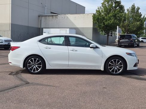 Used 2016 Acura TLX w/ Technology Package FWD image 4