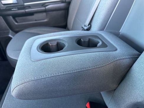 Used 2024 RAM 3500 Big Horn image 24