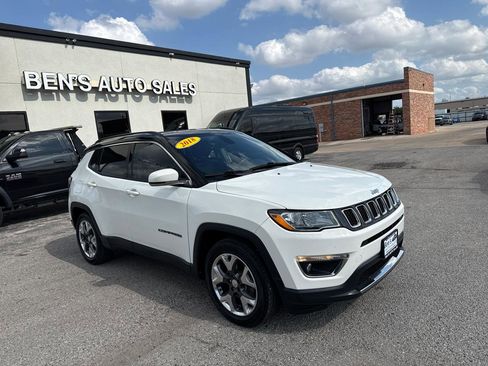 Used 2018 Jeep Compass Limited FWD image 4