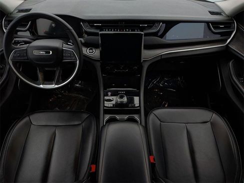 Used 2024 Jeep Grand Cherokee Limited 4xe image 28