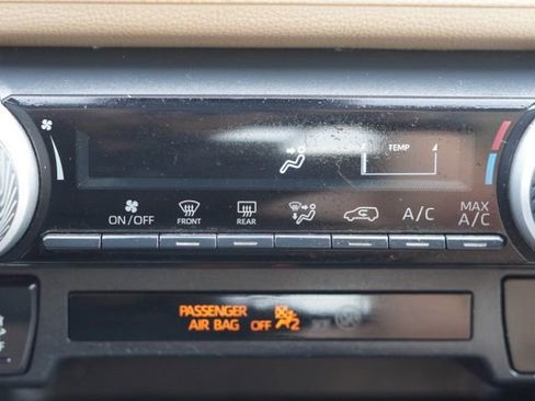 Used 2022 Toyota RAV4 LE FWD image 24