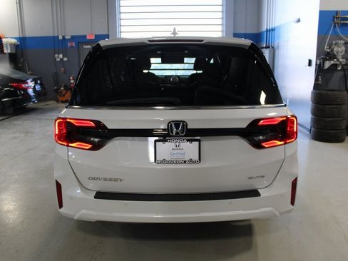 Used 2025 Honda Odyssey Elite image 50