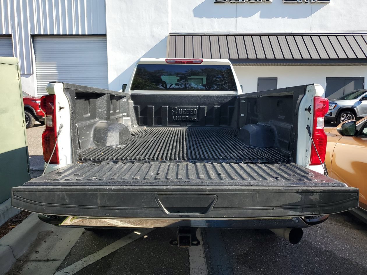 Used 2025 Chevrolet Silverado 3500 LT w/ Safety Package AWD/4WD image 10