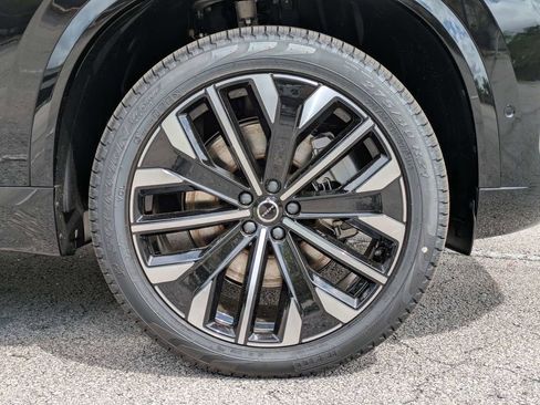 New 2026 Volvo XC90 T8 Ultra w/ Lounge Package AWD/4WD image 11