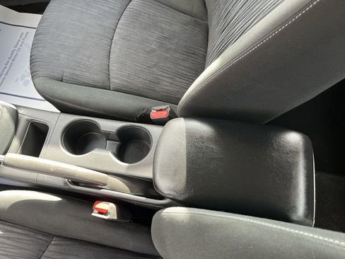 Used 2019 Nissan Sentra SV image 25