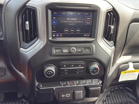 Used 2022 Chevrolet Silverado 2500 W/T w/ WT Fleet Convenience Package RWD image 24