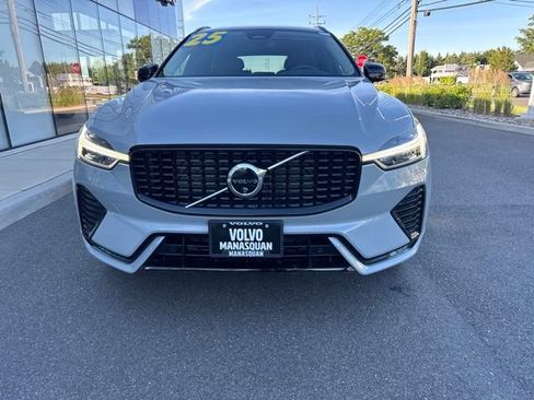 Certified 2025 Volvo XC60 B5 Plus AWD/4WD image 7