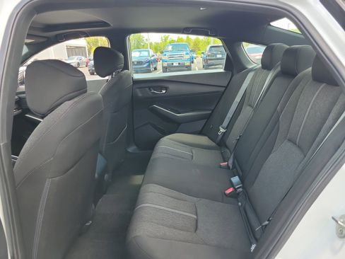 Used 2023 Honda Accord Sport image 27