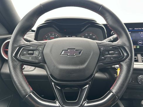 Certified 2024 Chevrolet Trax RS w/ Driver Confidence Package FWD image 19