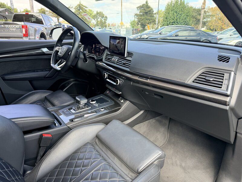 Used 2020 Audi SQ5 Prestige w/ Prestige Package AWD/4WD image 30