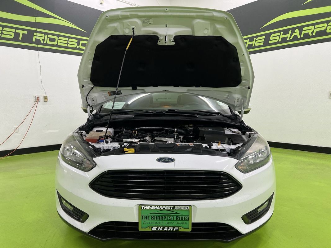 Used 2016 Ford Focus SE FWD image 4