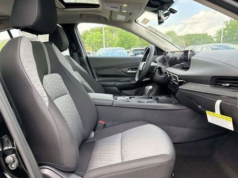 New 2026 Nissan Sentra SV w/ SV Convenience Package FWD image 10