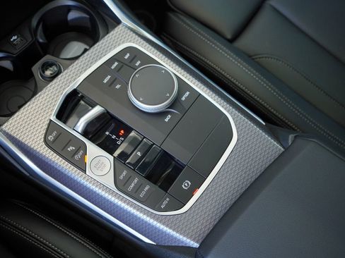 New 2026 BMW 330i Sedan w/ M Sport Package image 18