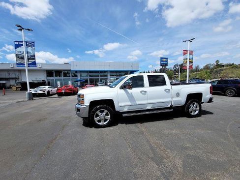 Used 2016 Chevrolet Silverado 2500 LTZ w/ Duramax Plus Package AWD/4WD image 9