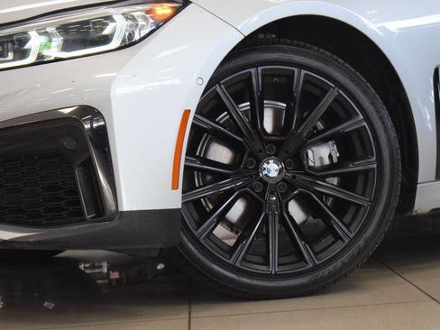 Used 2020 BMW 740i w/ M Sport Package image 13