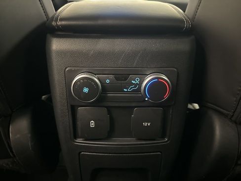 Certified 2022 Ford Explorer XLT w/ Equipment Group 202A image 17