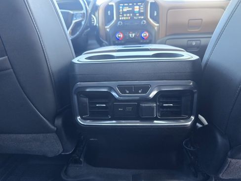Used 2021 Chevrolet Silverado 1500 High Country image 14
